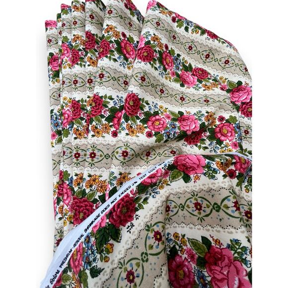 6.5 yds Vtg House 'N Home Fabrics & Draperies Decorator floral Upholstery Fabric - Picture 15 of 16
